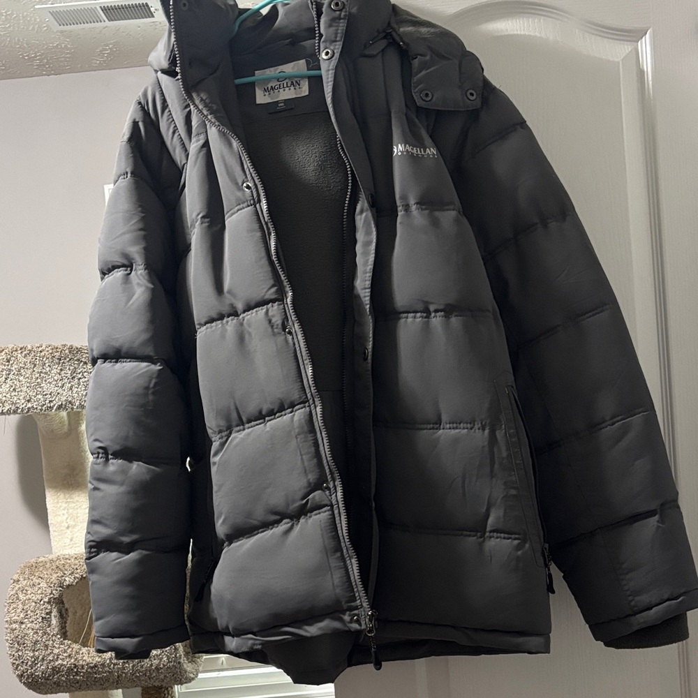 Magellan Outdoors Charcoal Puffer Jacket
